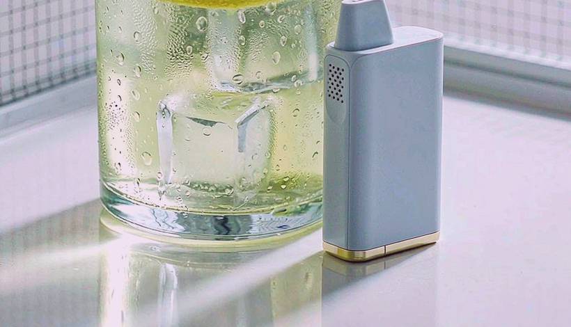 E-Liquid Vape Juice Gallon packaging detail
